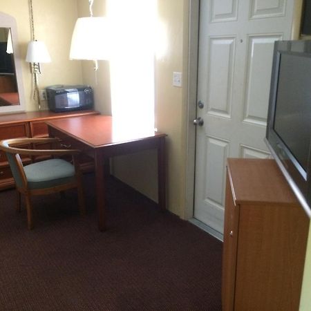 Travelers Inn Okeechobee Dış mekan fotoğraf
